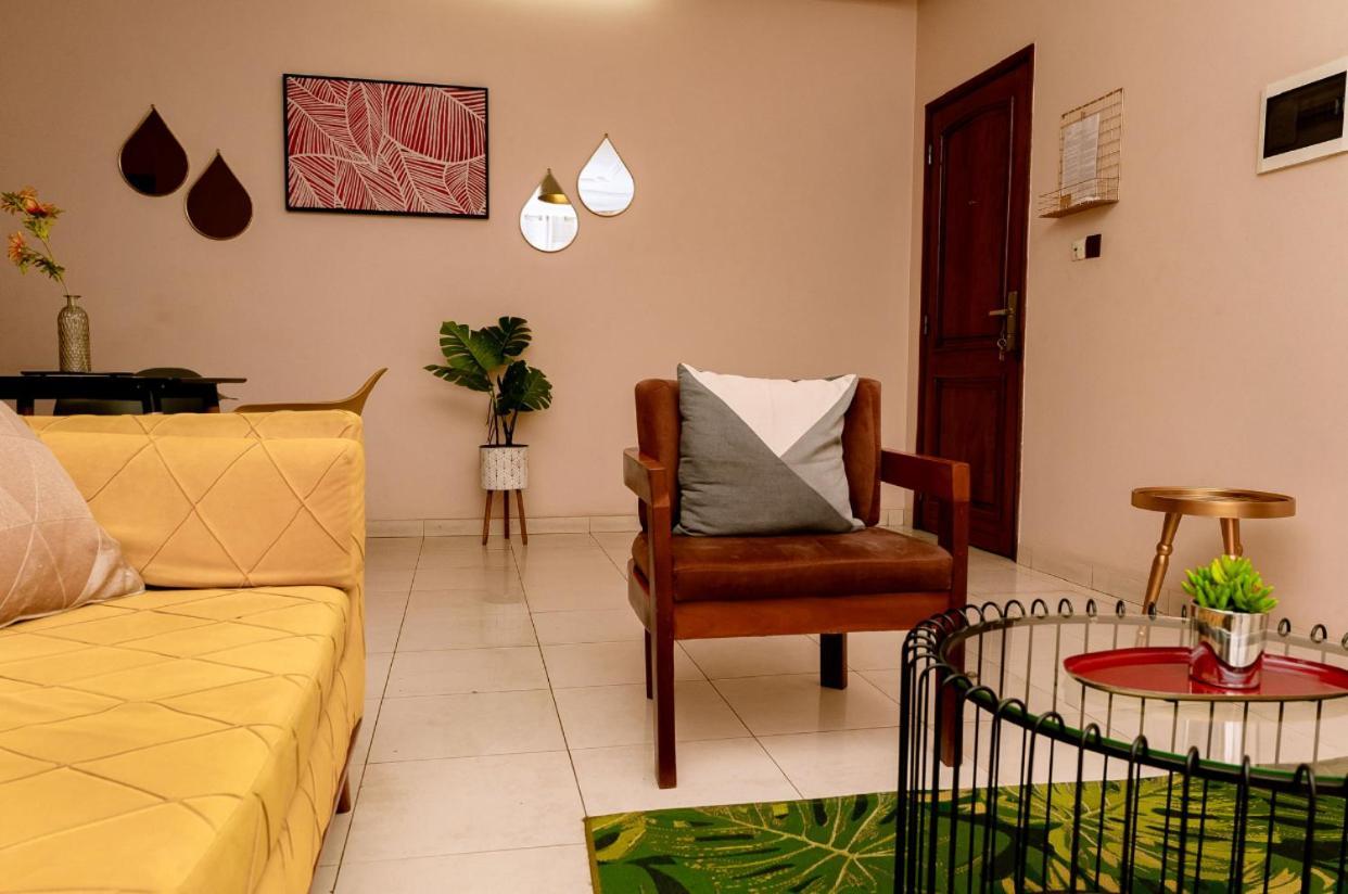 Ros'Appart Yaoundé Exterior photo